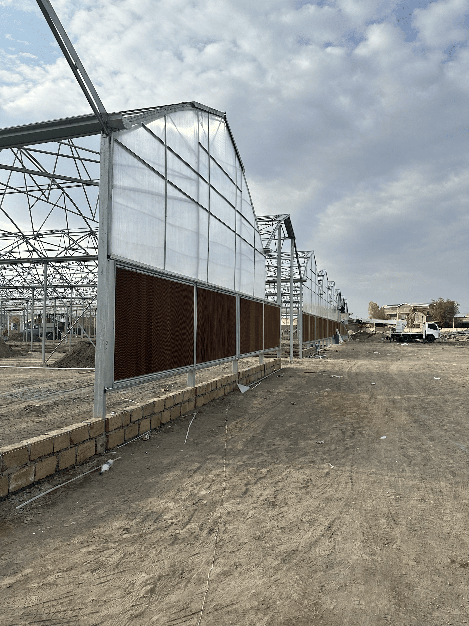 Тепличный комплекс в деревне Воскехат